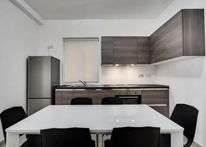 Apartament The Village *