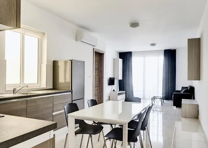 The Village Apartament St. Paul's Bay