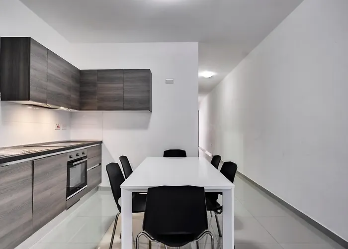 Apartment The Village St. Paul's Bay