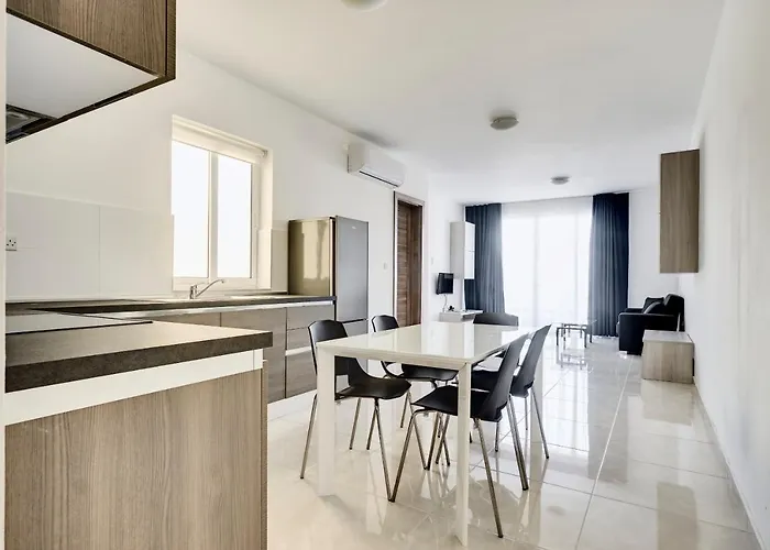 The Village Apartment St. Paul's Bay