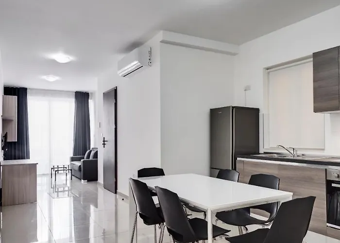 The Village Apartment St. Paul's Bay